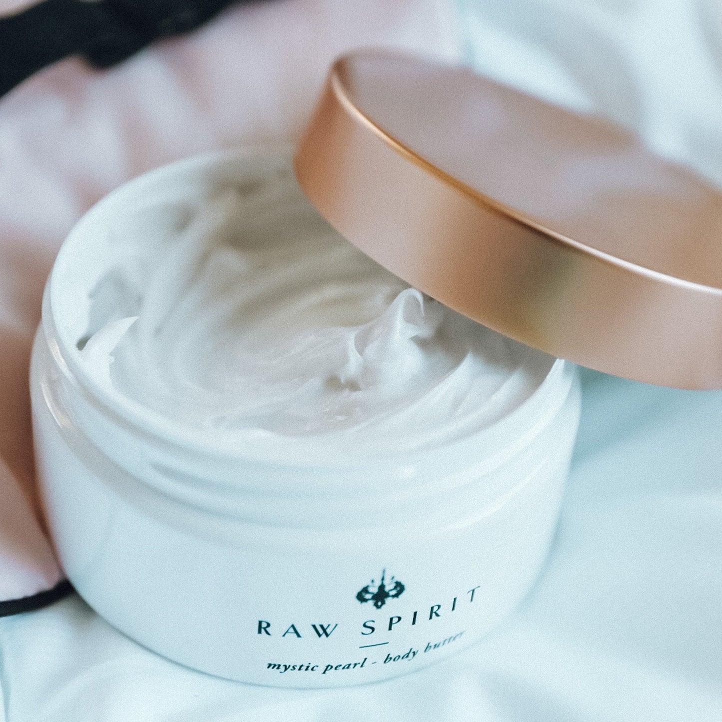 MYSTIC PEARL Scented Body Butter 8 oz
